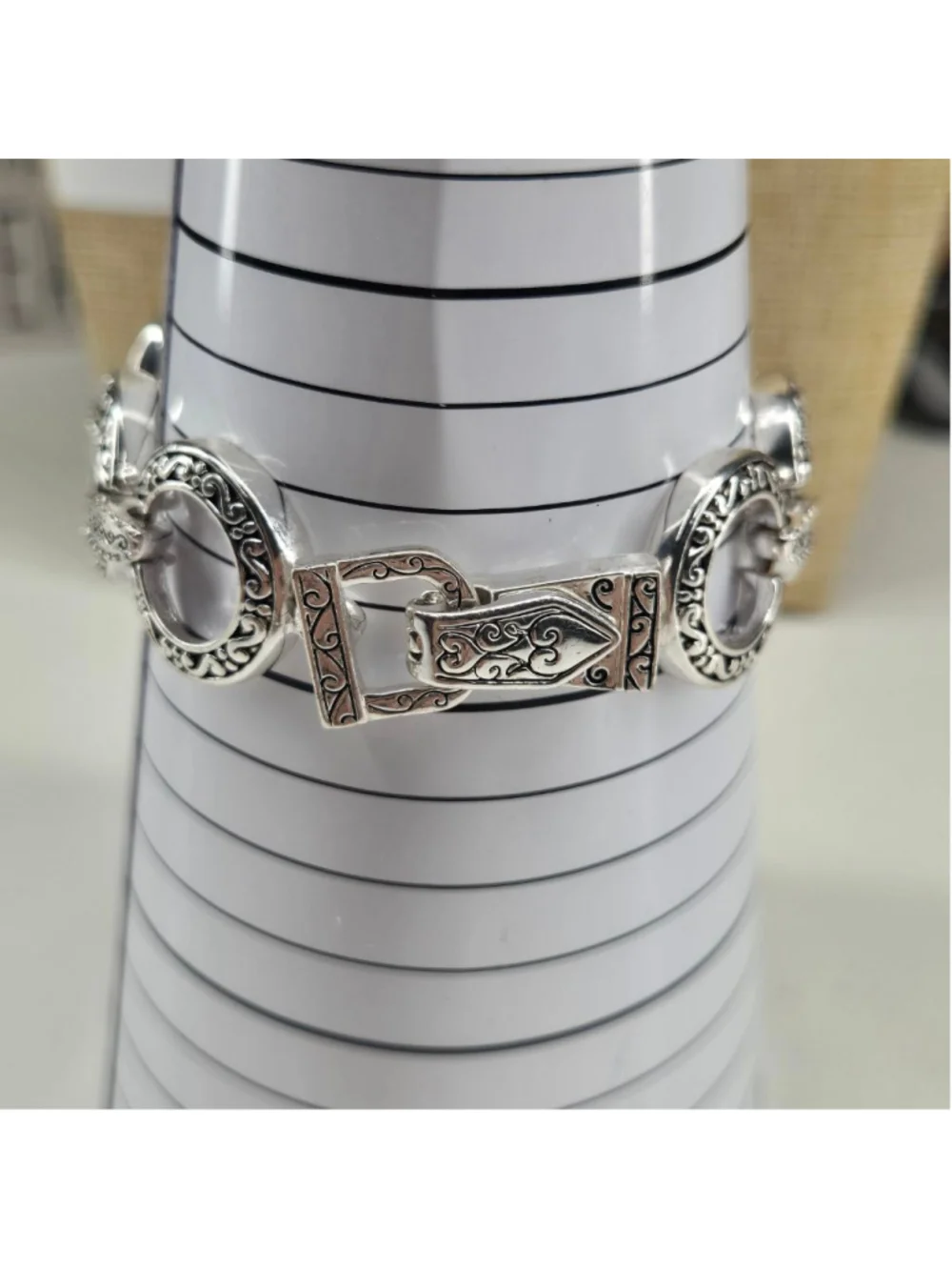 Brighton Bracelet Central Park Silvertone Etched Engraved Scrollwork Circle Link
